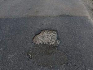 Oprava výtlkov na miestnych komunikáciách